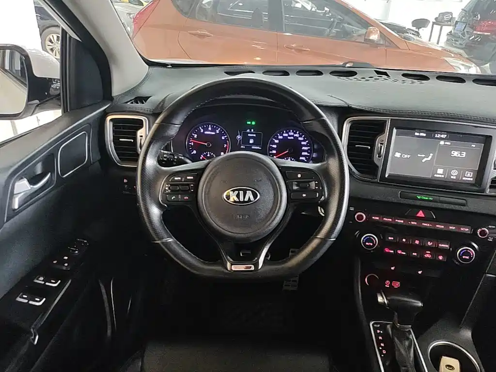 Kia KX5 — миниатюра 11