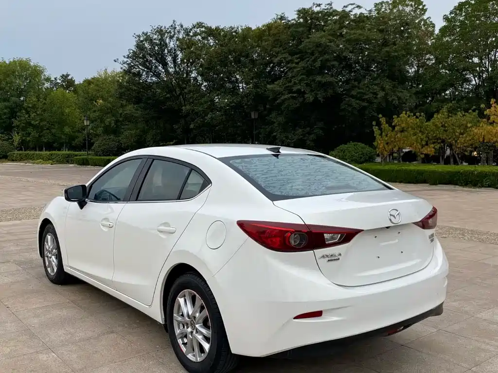 Mazda 3 Axela — миниатюра 7