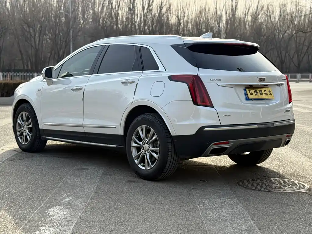 CADILLAC XT5