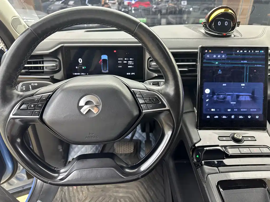 NIO ES8 — миниатюра 6
