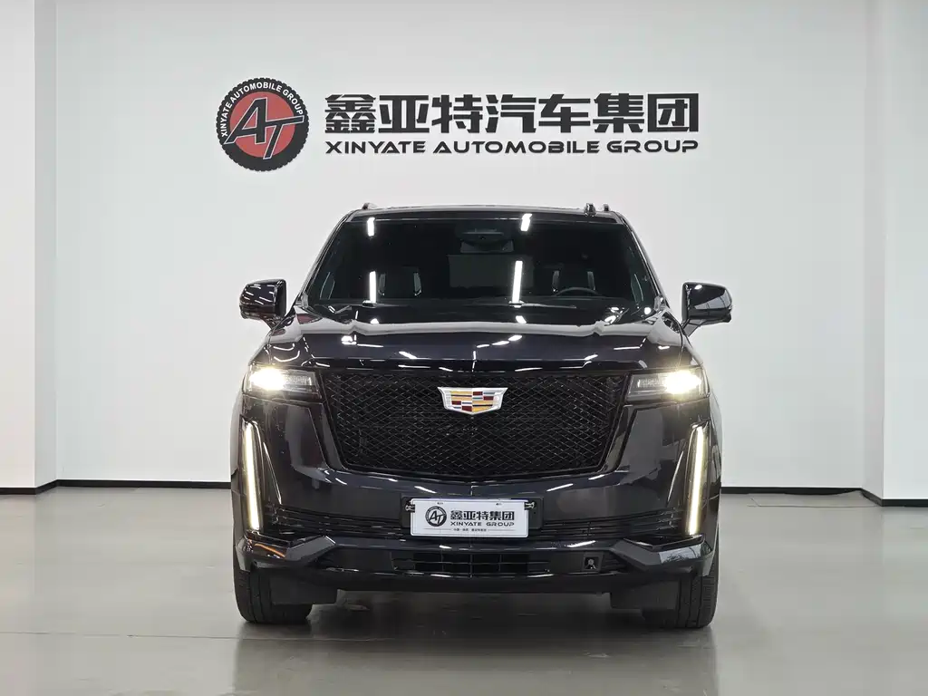 Cadillac Escalade — миниатюра 2
