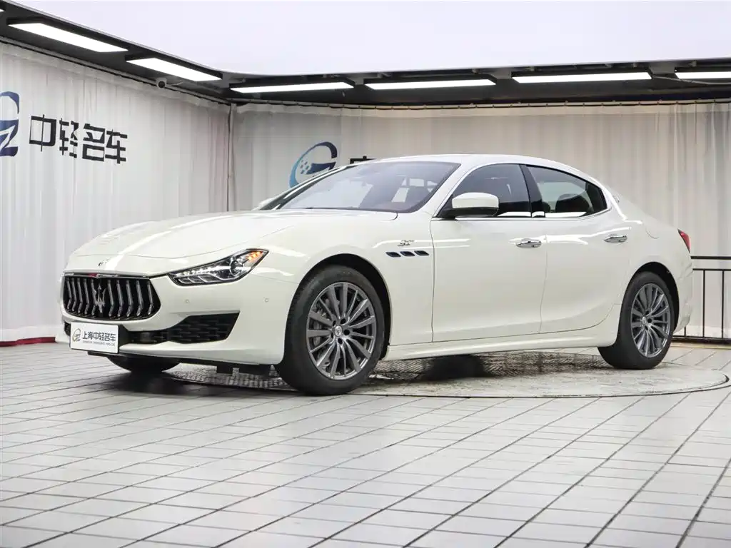 Maserati Ghibli 0