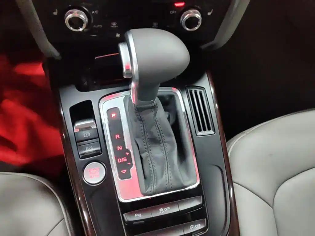 Audi A4L — миниатюра 14