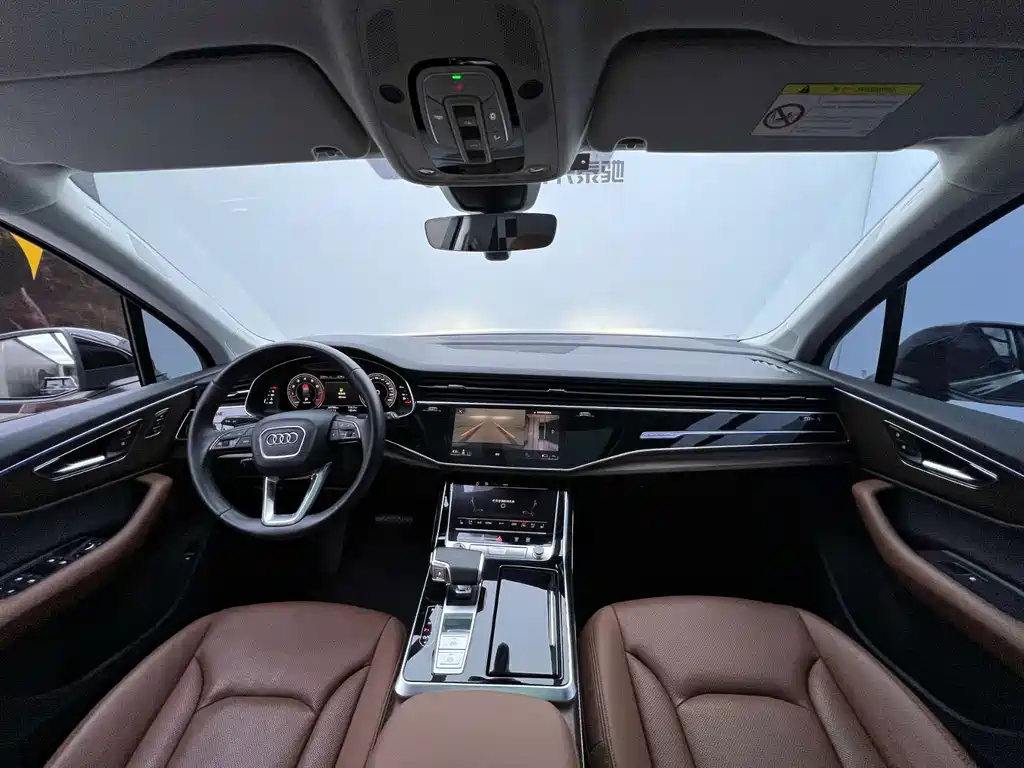 Audi Q7 — миниатюра 10