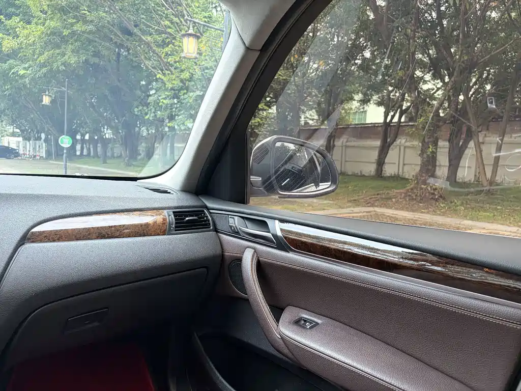 BMW X3 (Import) — миниатюра 8