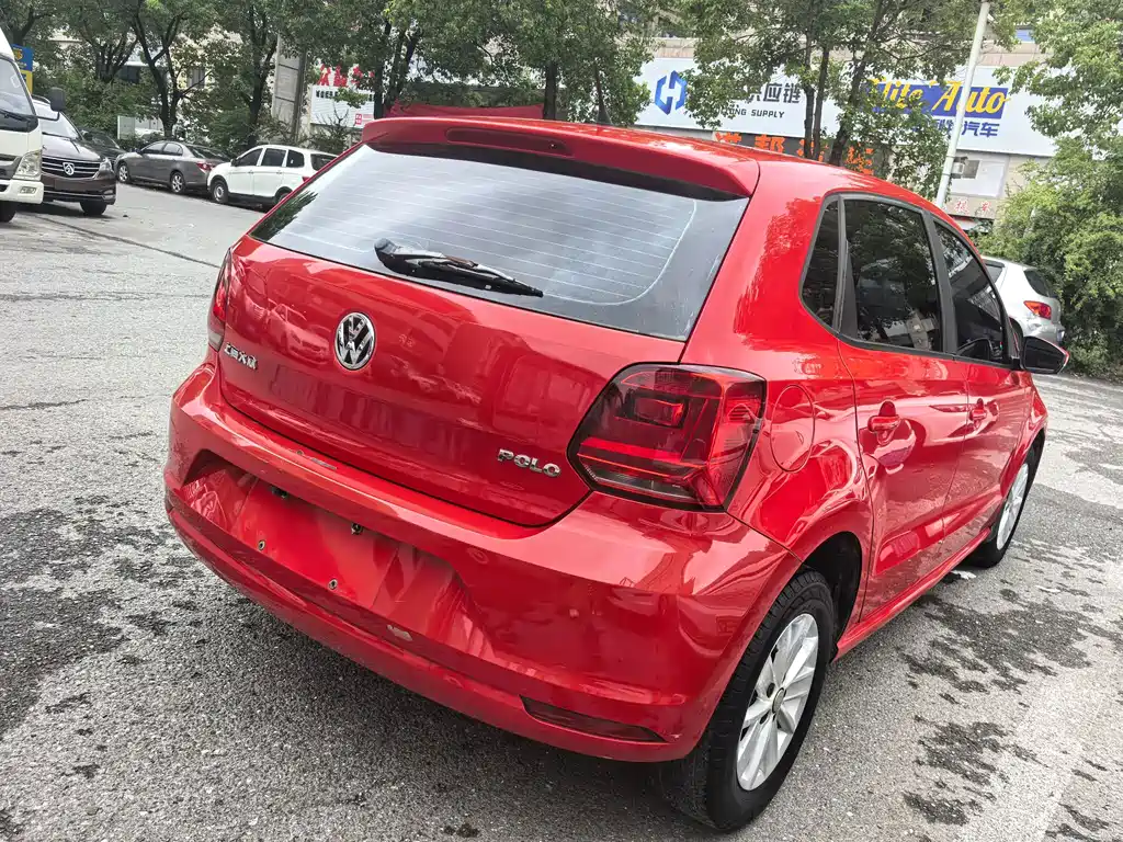 Volkswagen Polo — миниатюра 5