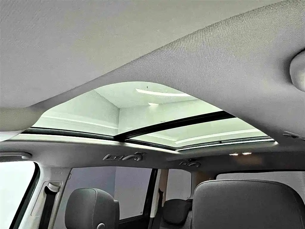 Volkswagen Sharan — миниатюра 14