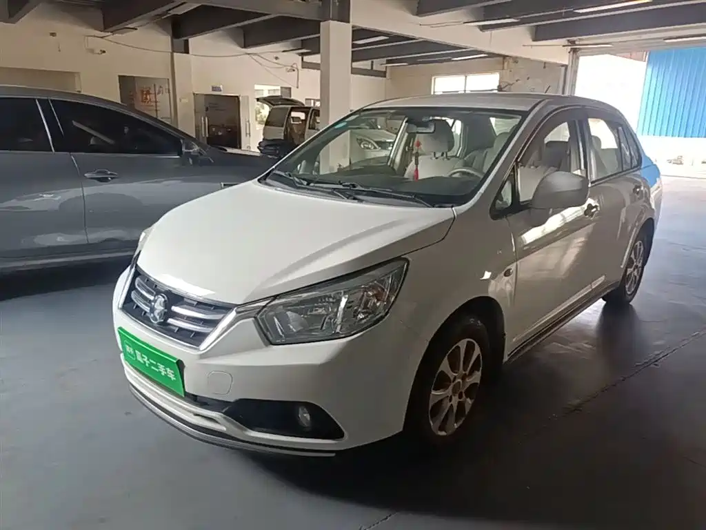Купить Venucia D50