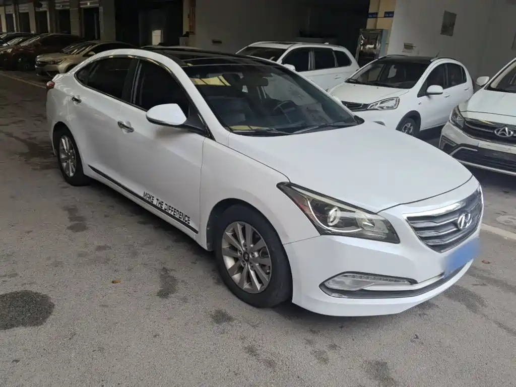 Hyundai Mistra 2014 1.8L AT GLS