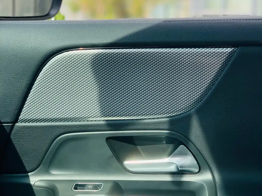 Mercedes-Benz GLA — миниатюра 18