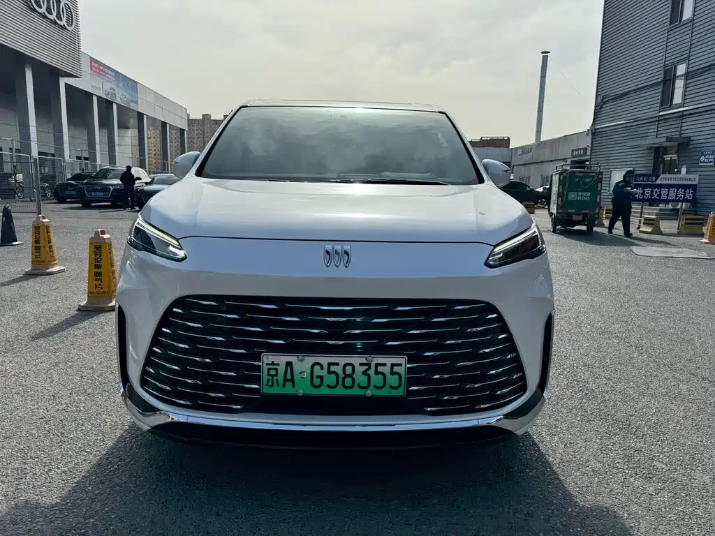 BUICK GL8 NEW ENERGY