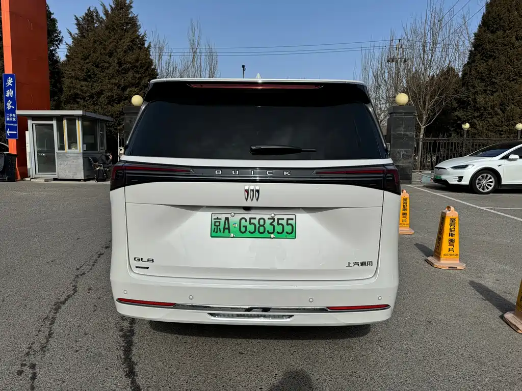 BUICK GL8 NEW ENERGY