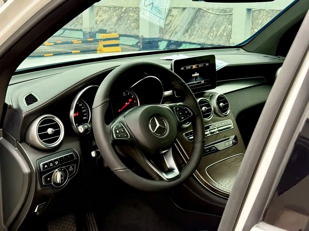Mercedes-Benz GLC — миниатюра 13