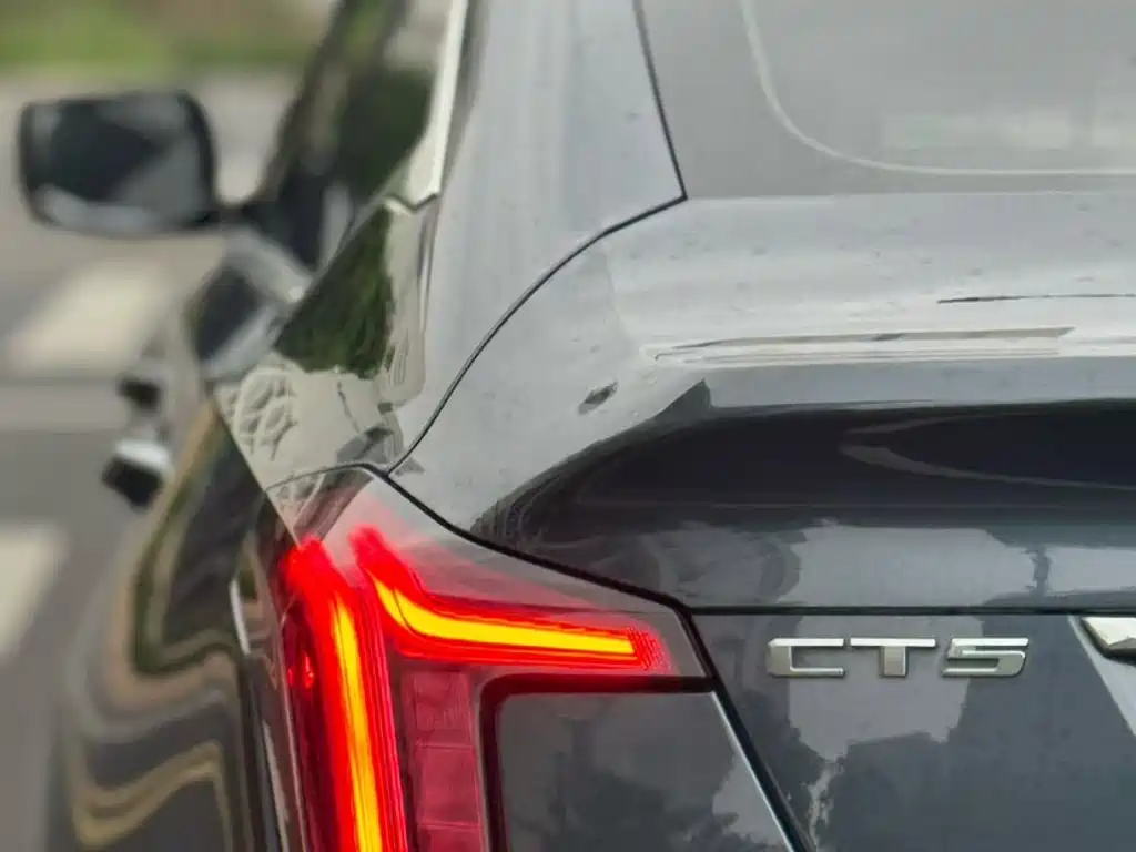 Cadillac CT5 — миниатюра 24