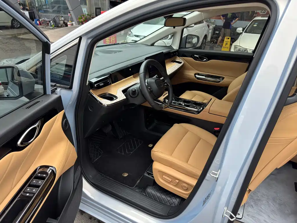 GAC E8 PHEV 2024 150km MAX+