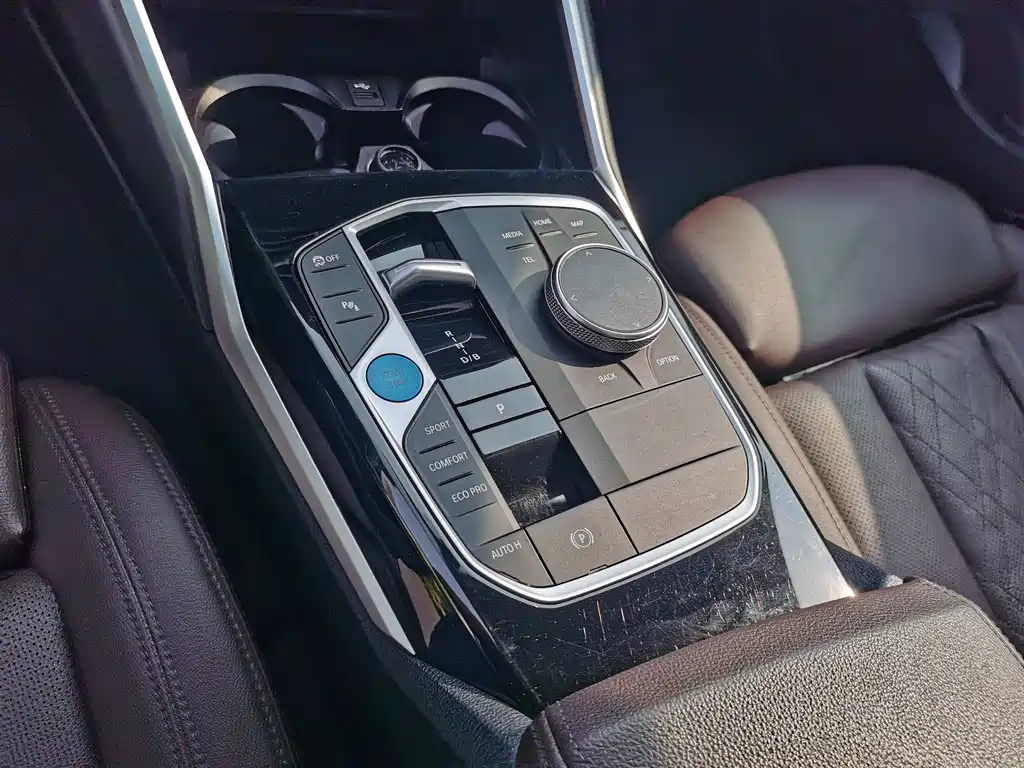 BMW i3 — миниатюра 15