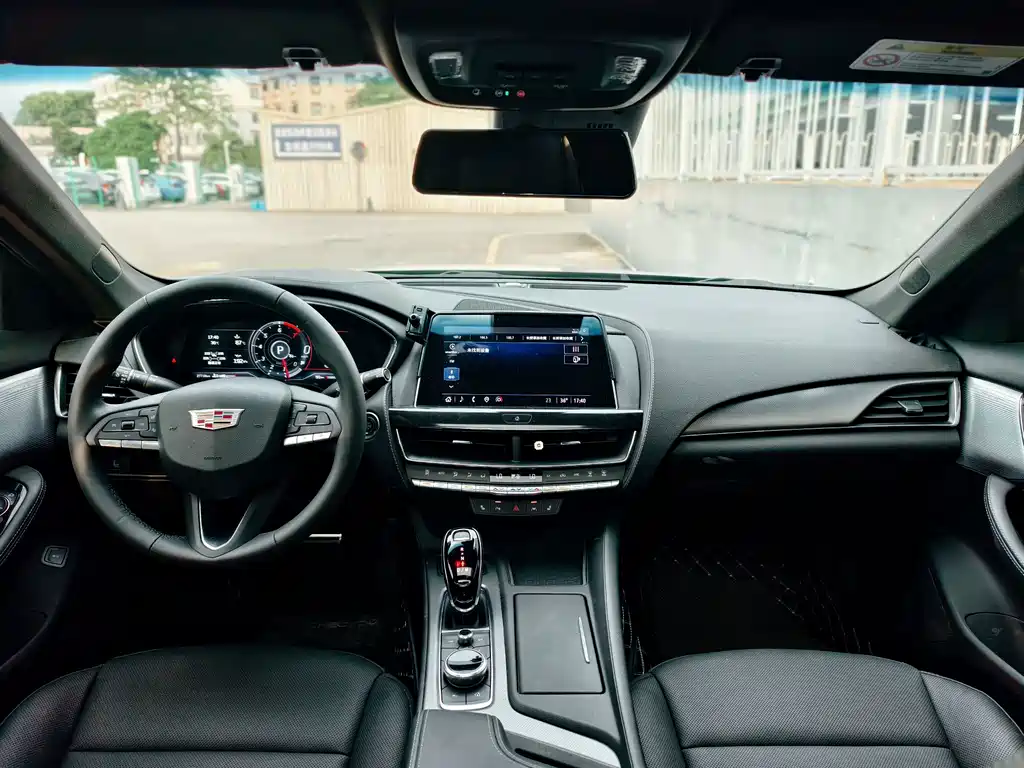 Cadillac CT5 — миниатюра 10
