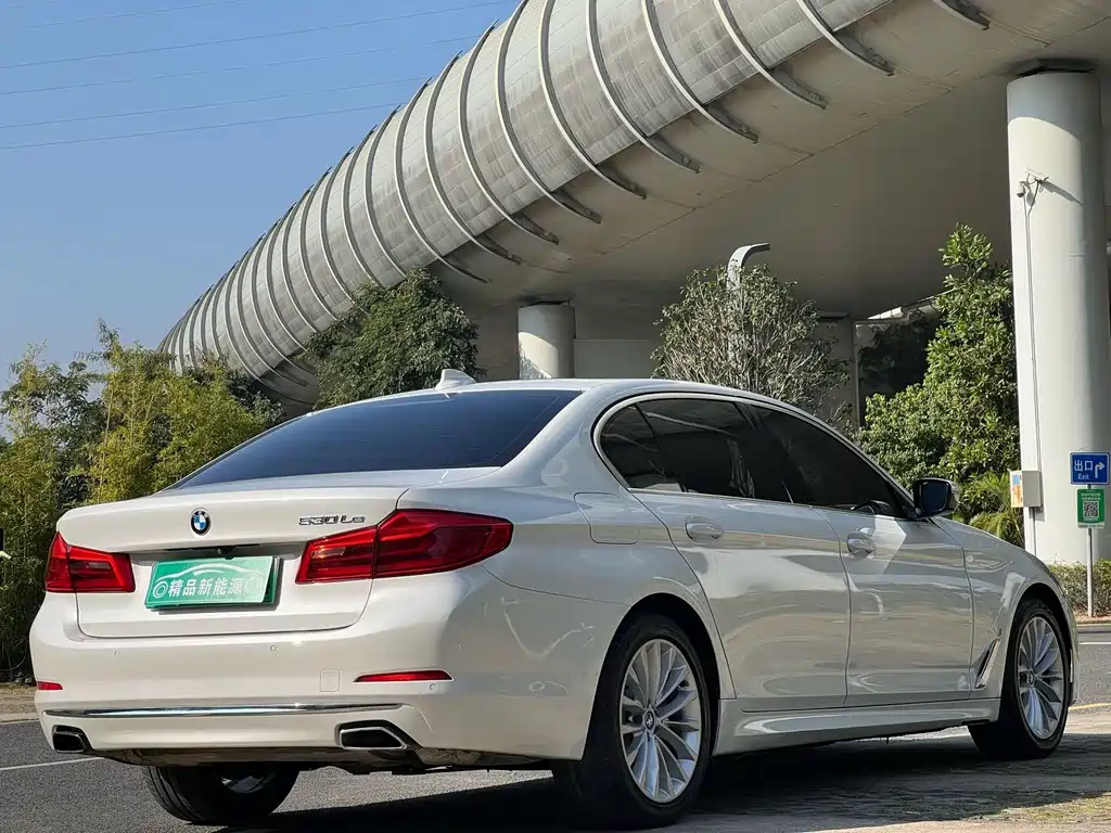 BMW 5 SERIES NEW ENERGY