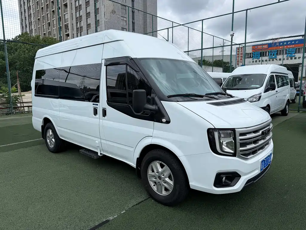 JMC JMC Fushun — миниатюра 3