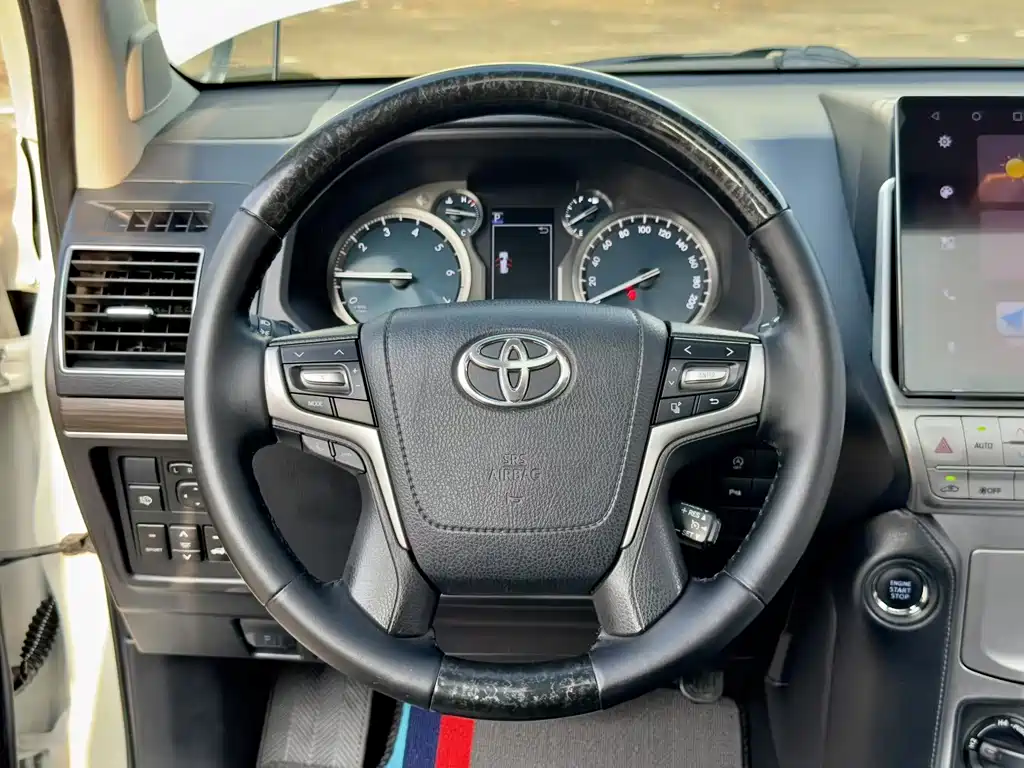 Toyota Prado — миниатюра 4