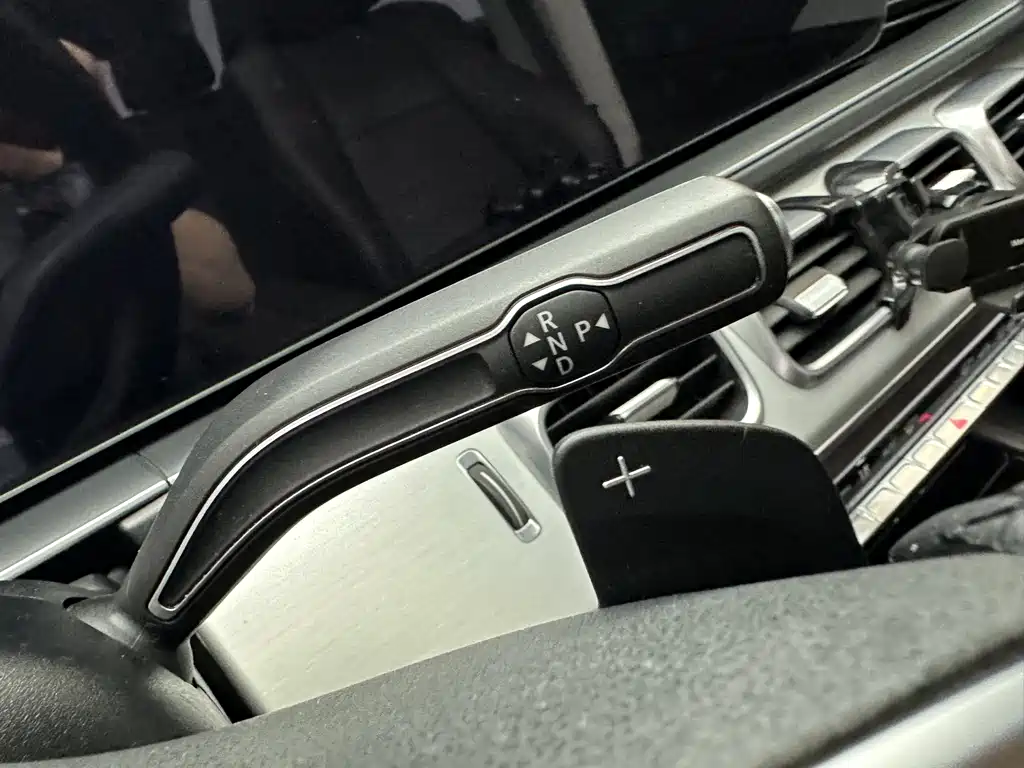Mercedes-Benz GLE (Import) — миниатюра 18