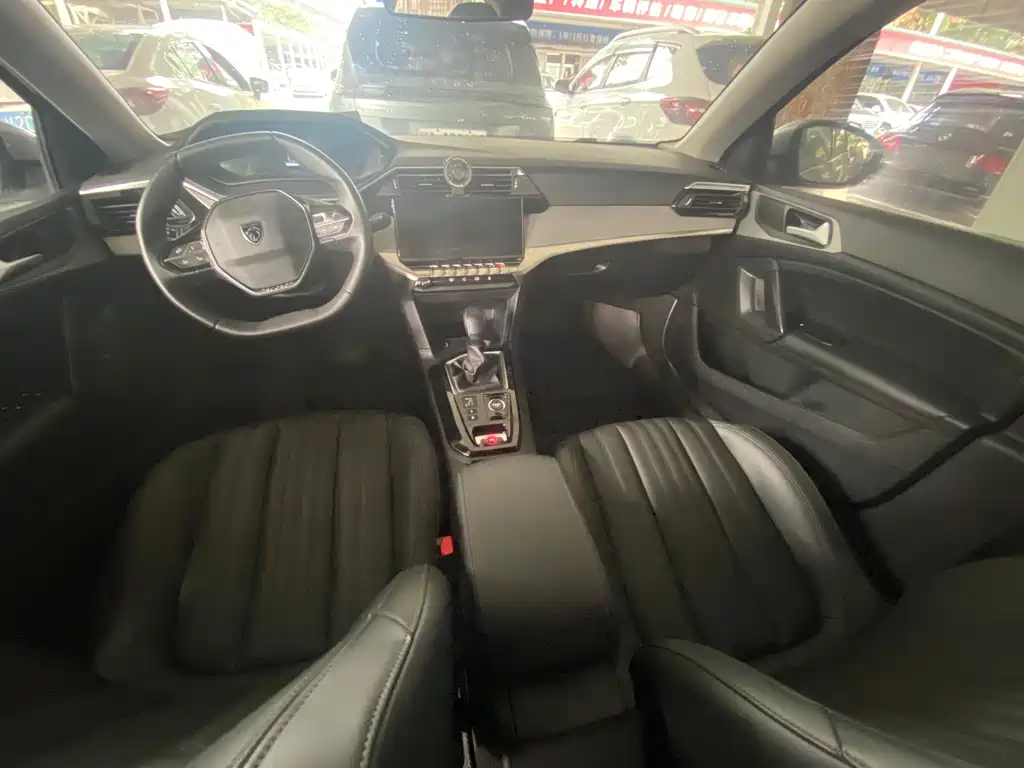 Peugeot 408 — миниатюра 5