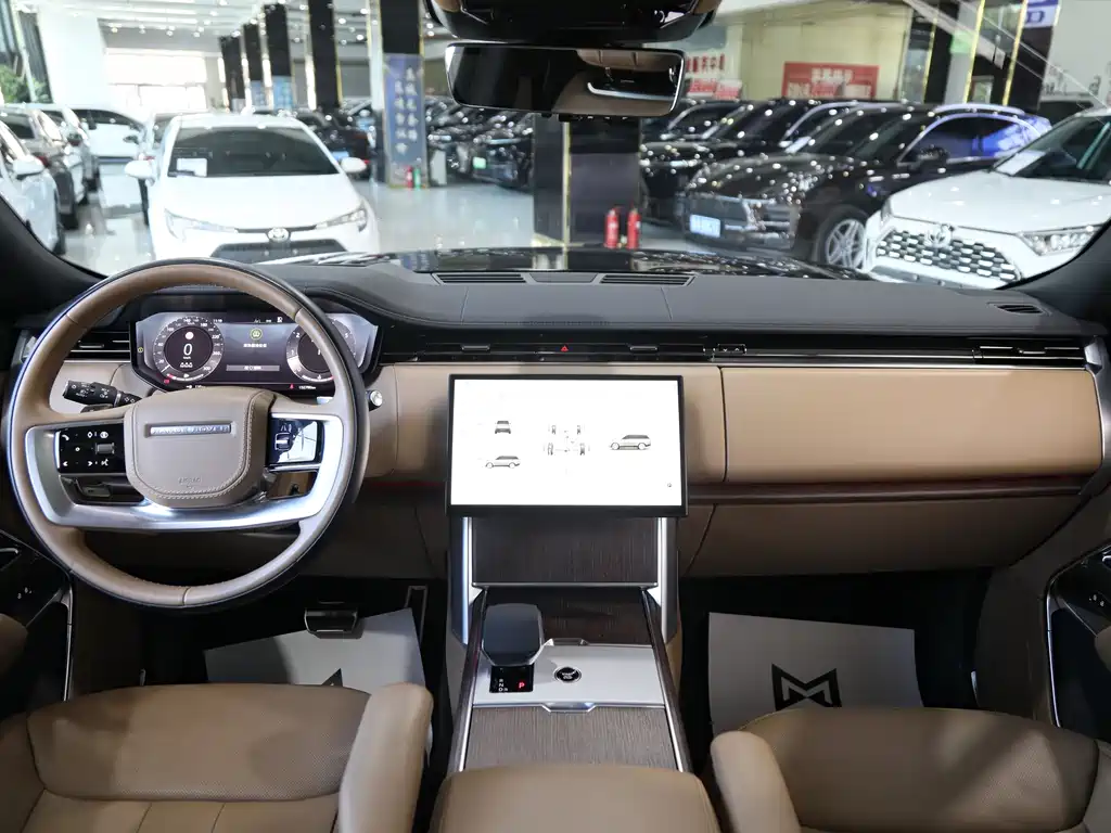 Land Rover Range Rover — миниатюра 17