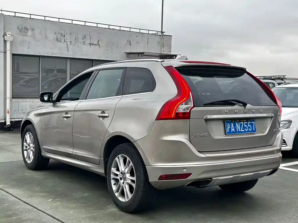 Volvo XC60 (Import) — миниатюра 3