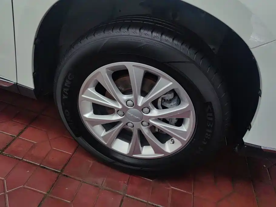 Haval M6 — миниатюра 6