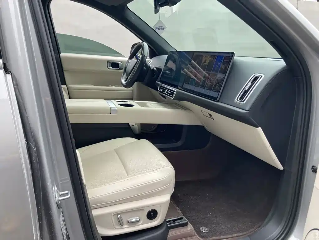 Li Auto Li L6 — миниатюра 10