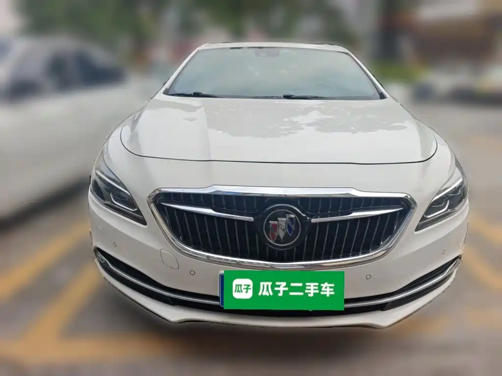 Buick LaCrosse — миниатюра 2
