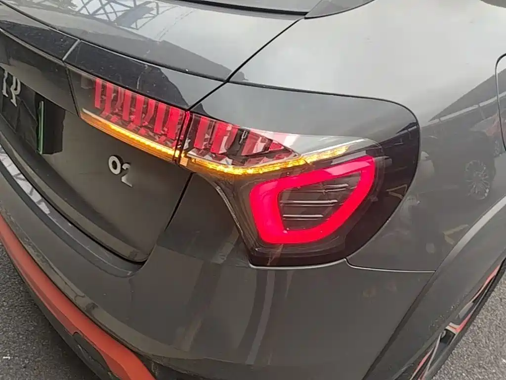 Lynk & Co 02 2019 1.5T PHEV Pro