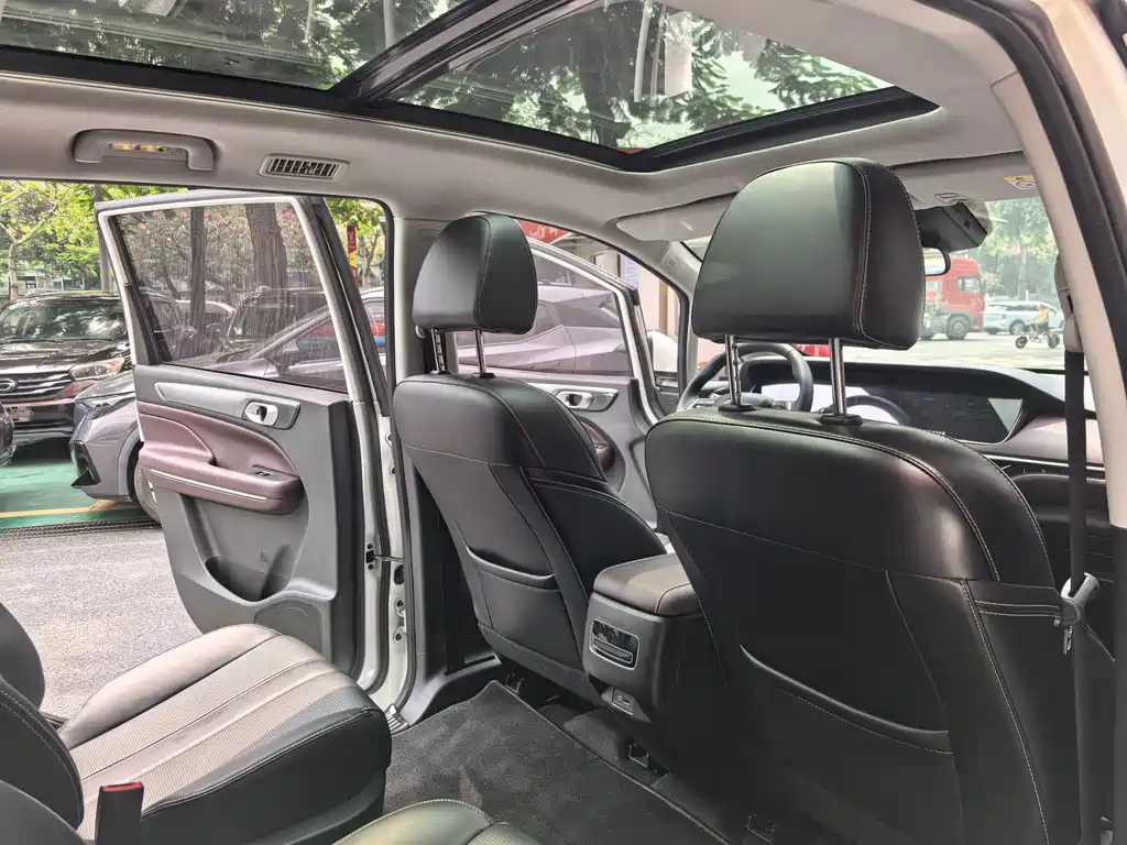 GAC Motor Trumpchi M6 — миниатюра 15