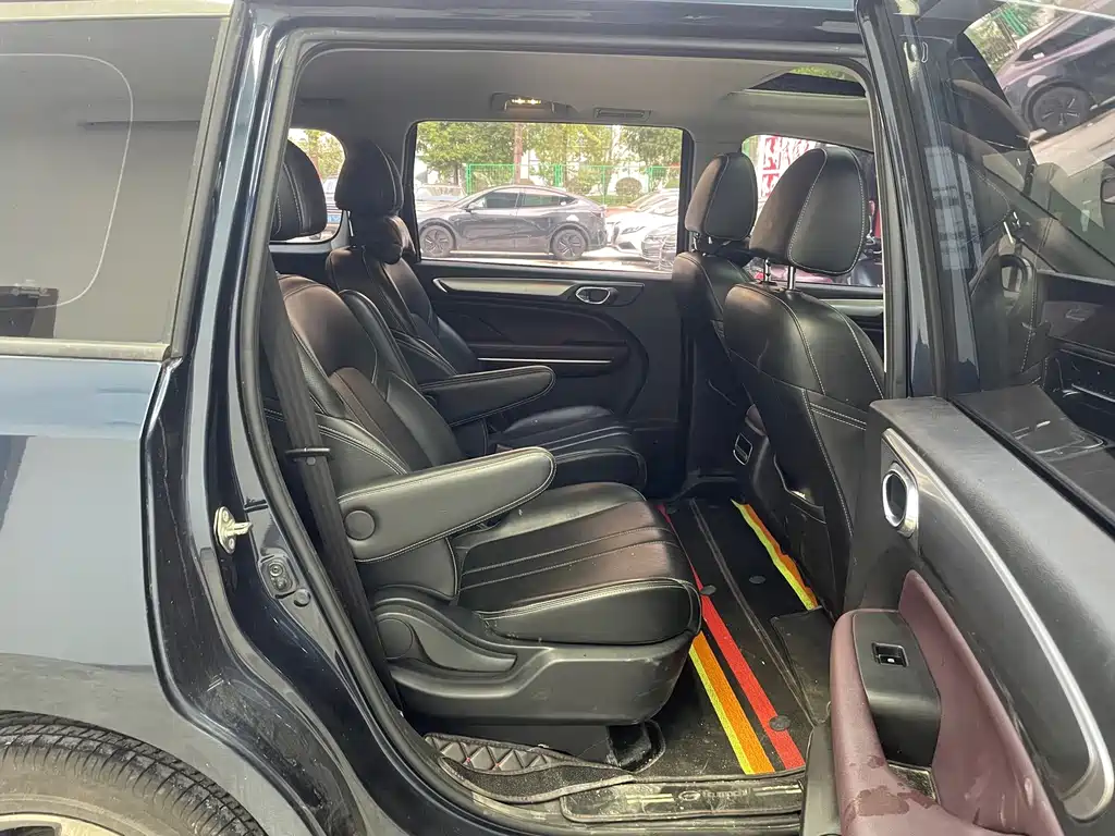 GAC Motor Trumpchi M6 — миниатюра 14