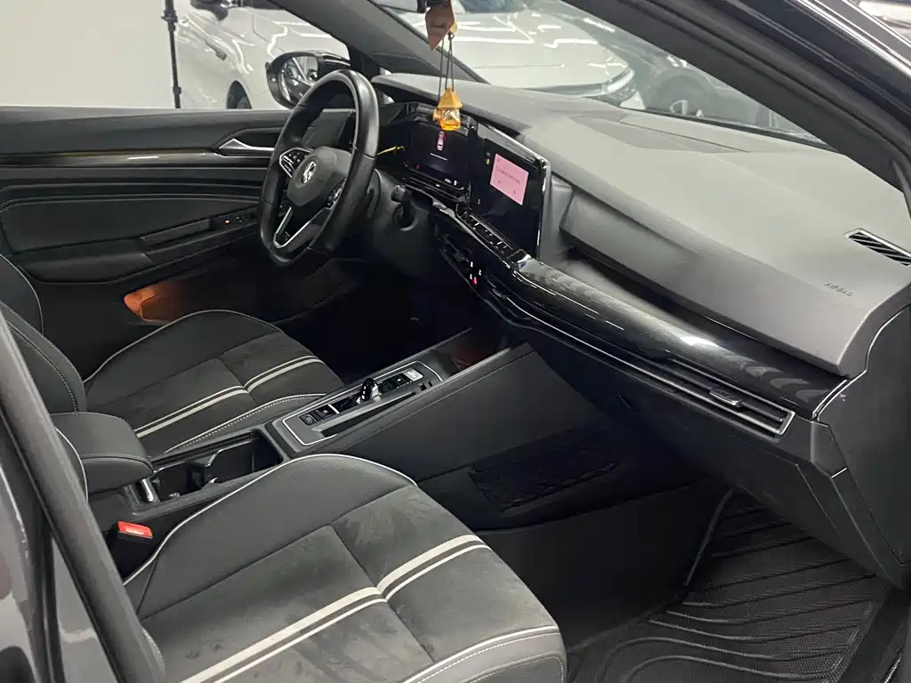 Volkswagen Golf — миниатюра 7