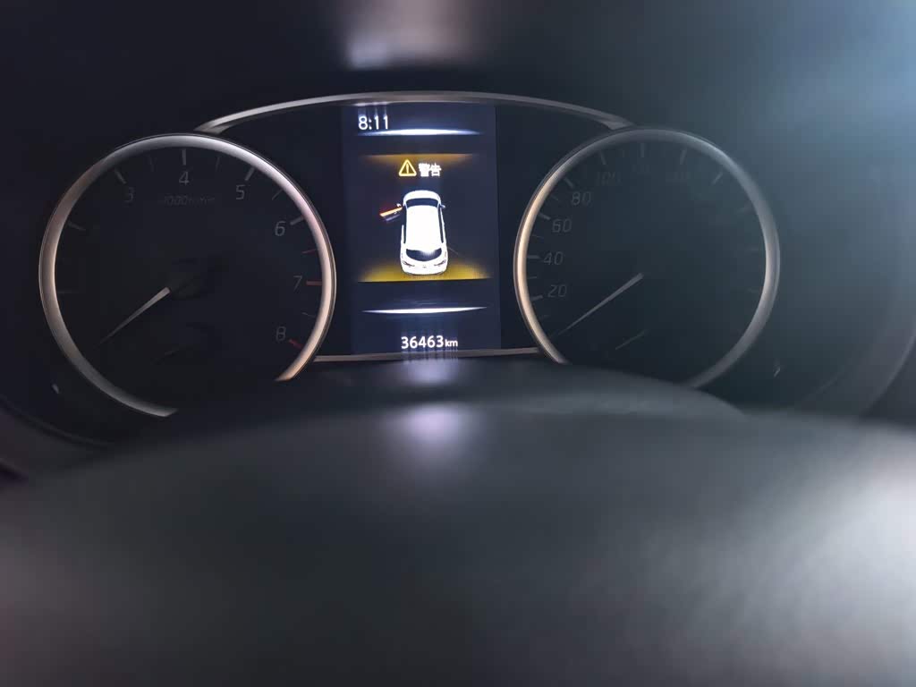 Nissan Tiida 1.6 л 2023 г. Белый, пробег 36500 км