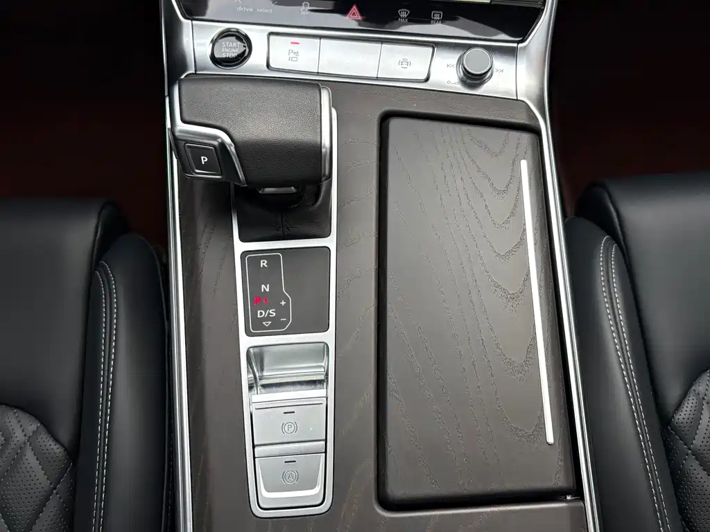 Audi A6L — миниатюра 15