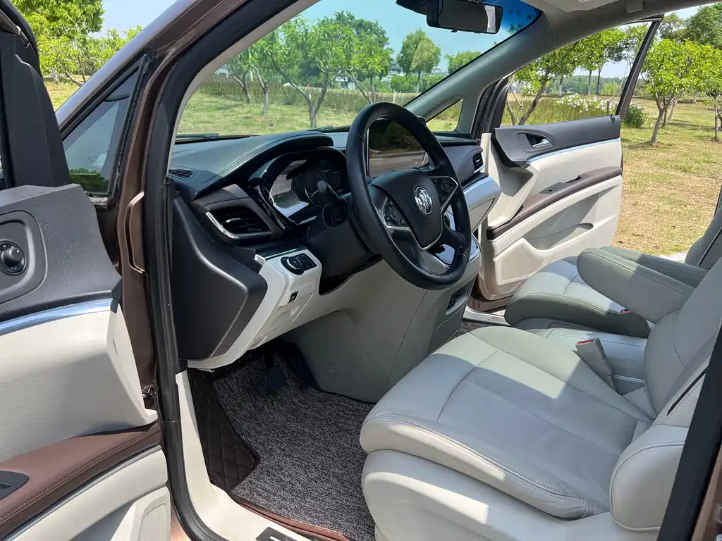Buick GL8 2020 652T Luxury