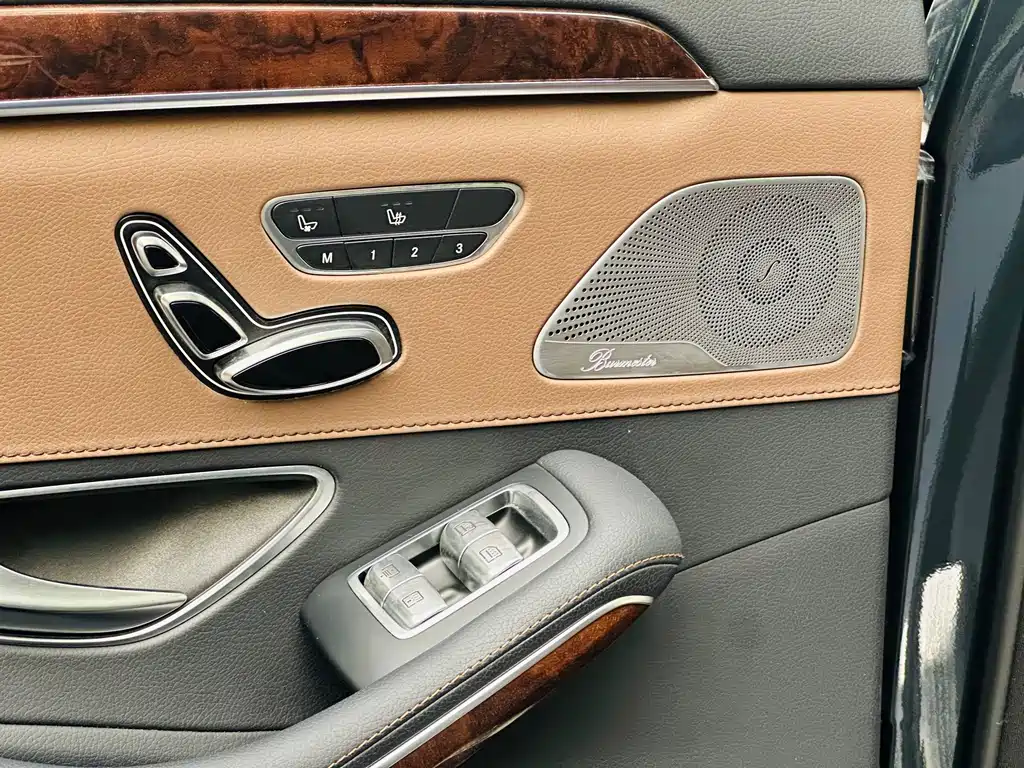 Mercedes-Benz S-Class — миниатюра 9