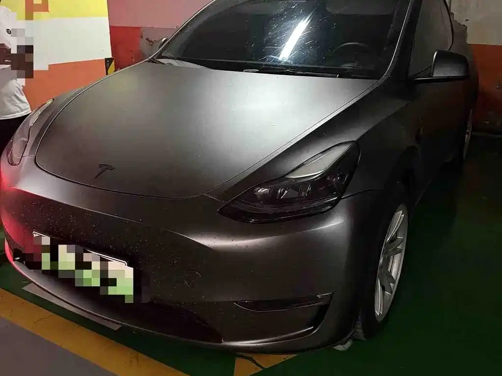 Tesla Model Y 2022