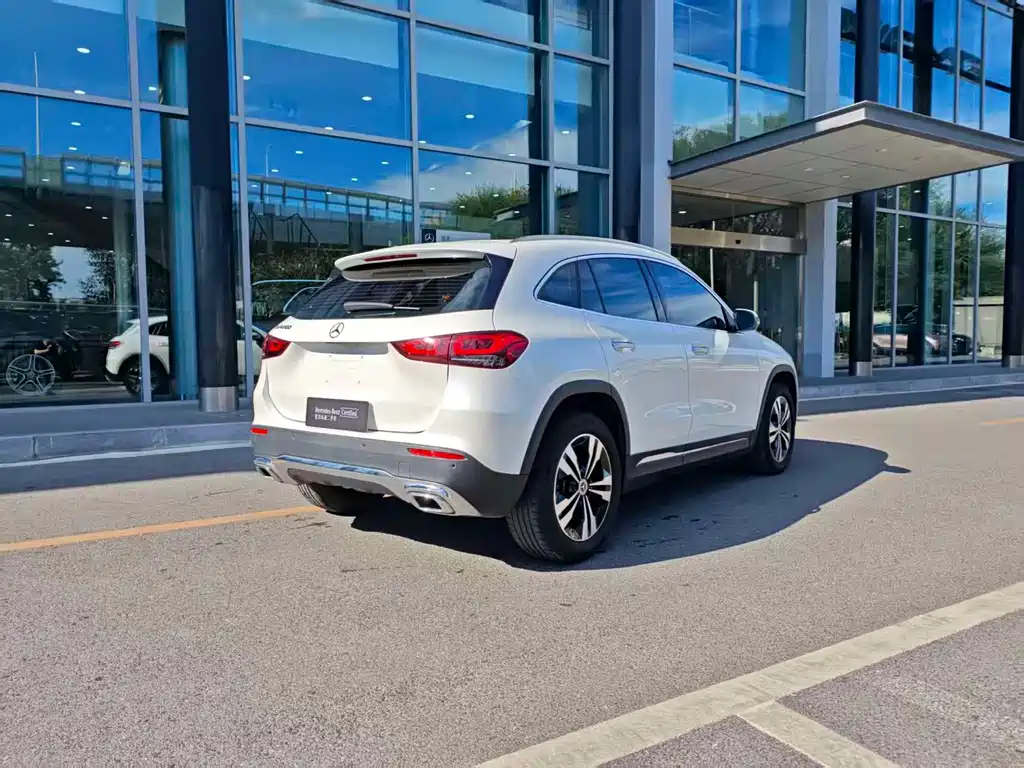 Mercedes-Benz GLA — миниатюра 3
