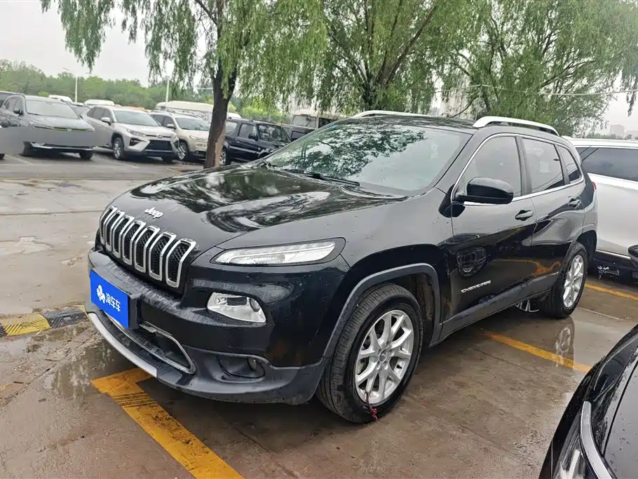 Jeep Cherokee 2020