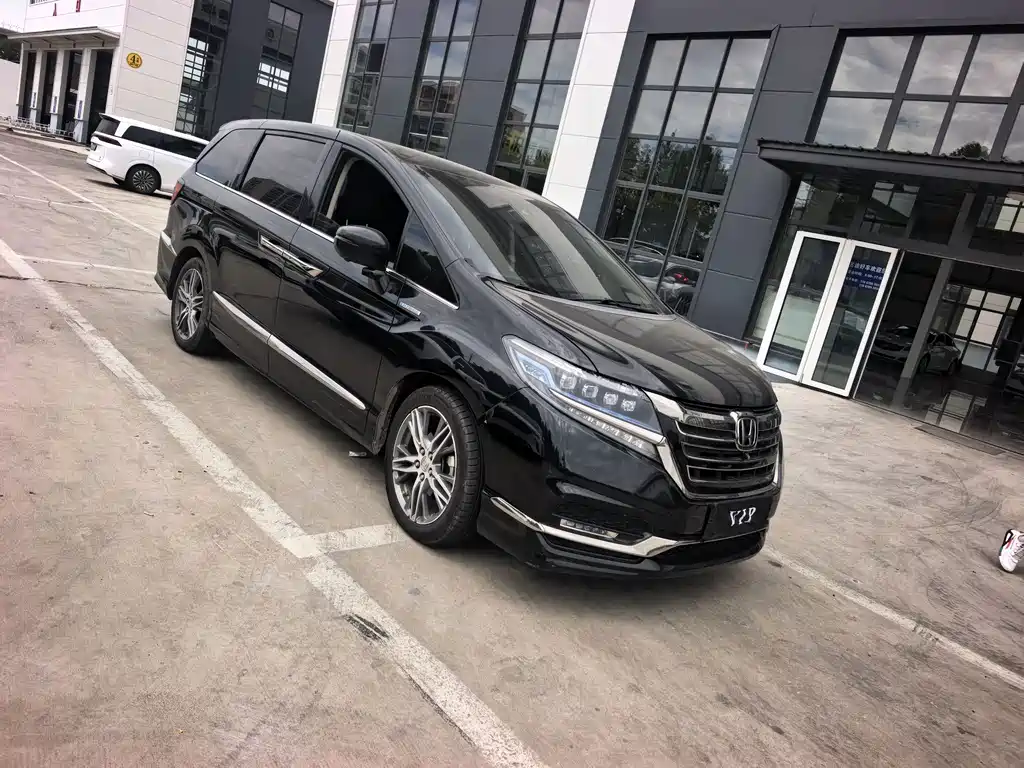 Honda Elysion — миниатюра 7