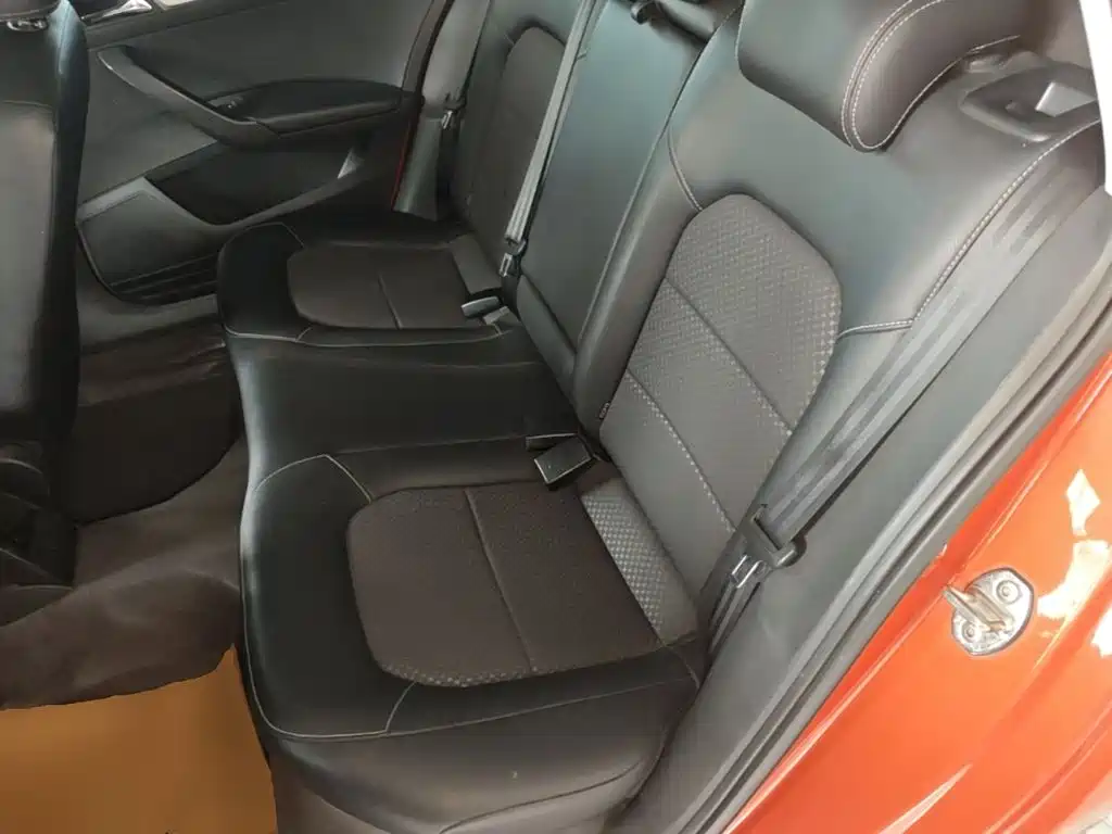 Volkswagen Santana — миниатюра 17