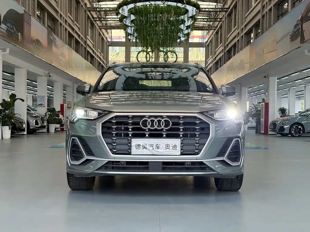 Audi Q3 — миниатюра 4