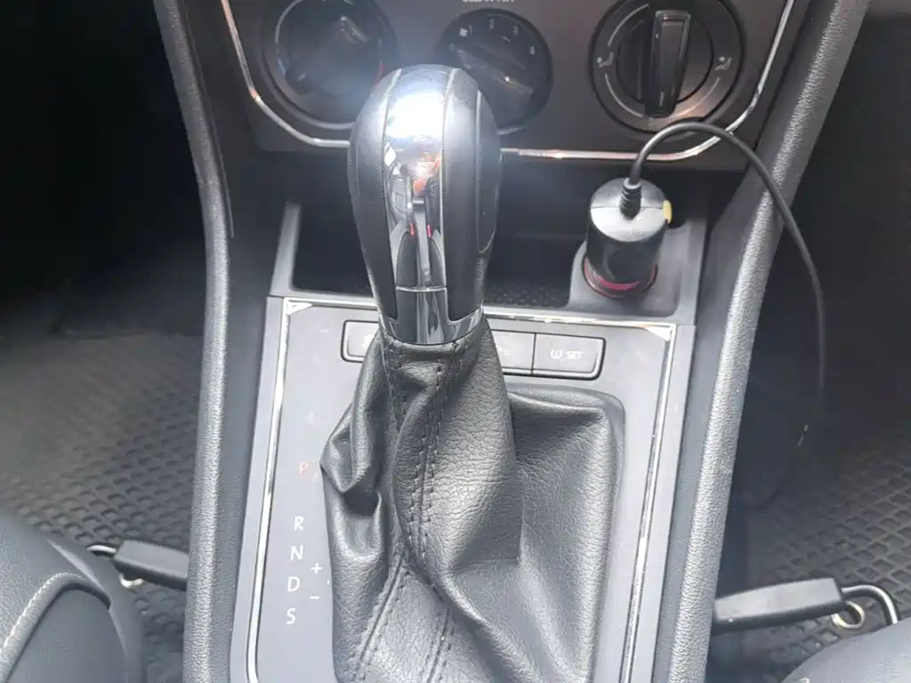 Volkswagen Lavida — миниатюра 14
