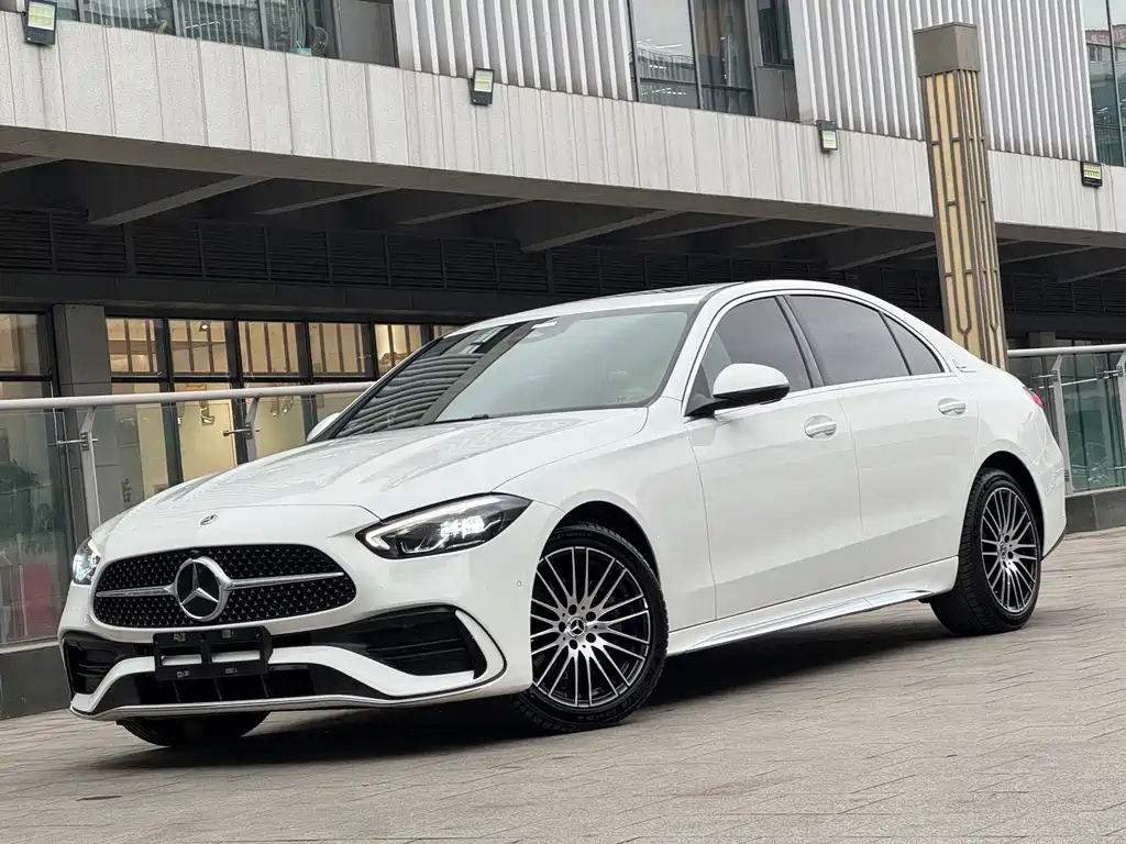 Mercedes-Benz C-Class 2023