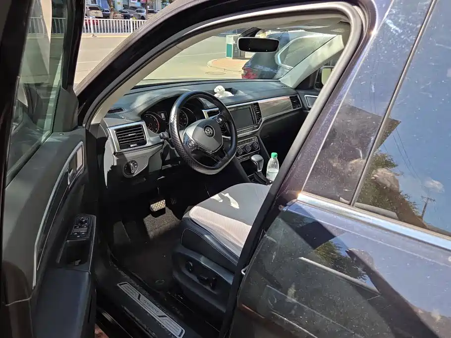 Volkswagen Teramont — миниатюра 9