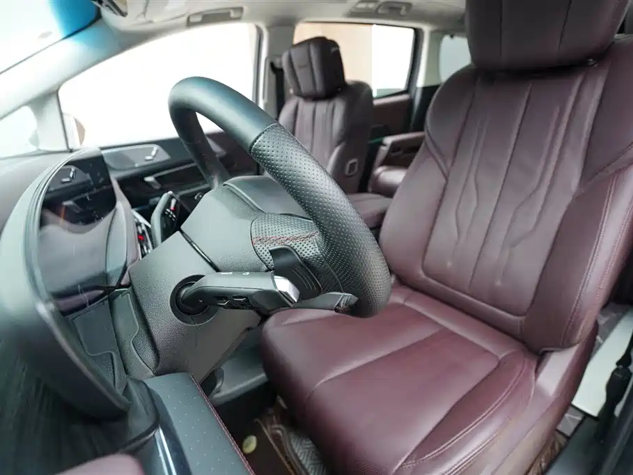 Buick Century 2023 2.0T мест