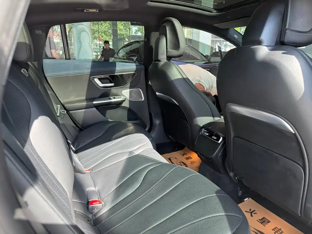 Mercedes-Benz EQE 2022 350 Luxury